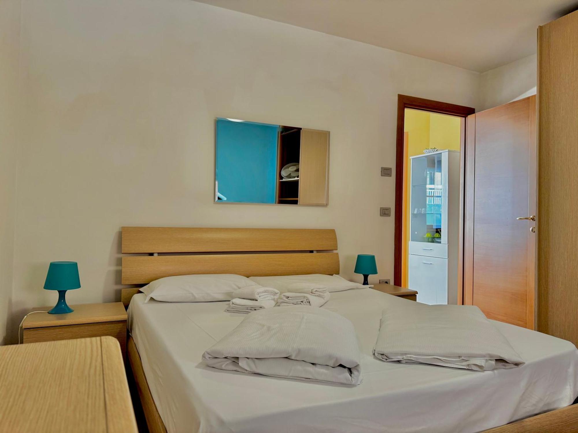 Sweet Spot Aparthotel ริวาเดลการ์ดา ภายนอก รูปภาพ